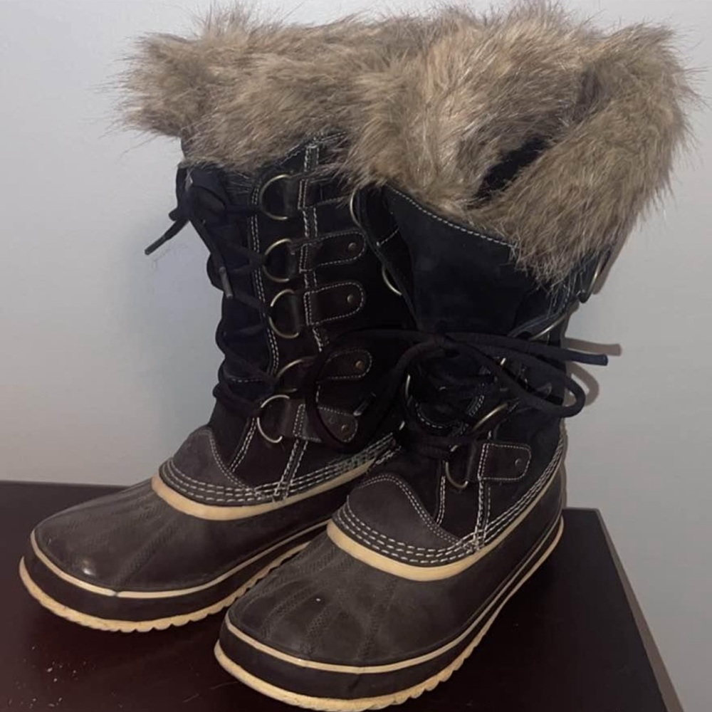 Sz 10 Sorel Women’s Joan of Arctic Boots